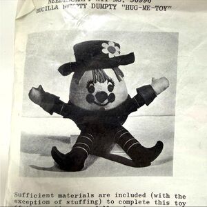 Vintage Bucilla 36996 Humpty Dumpty Hug-Me-Toy Doll Needlecraft Kit Sealed